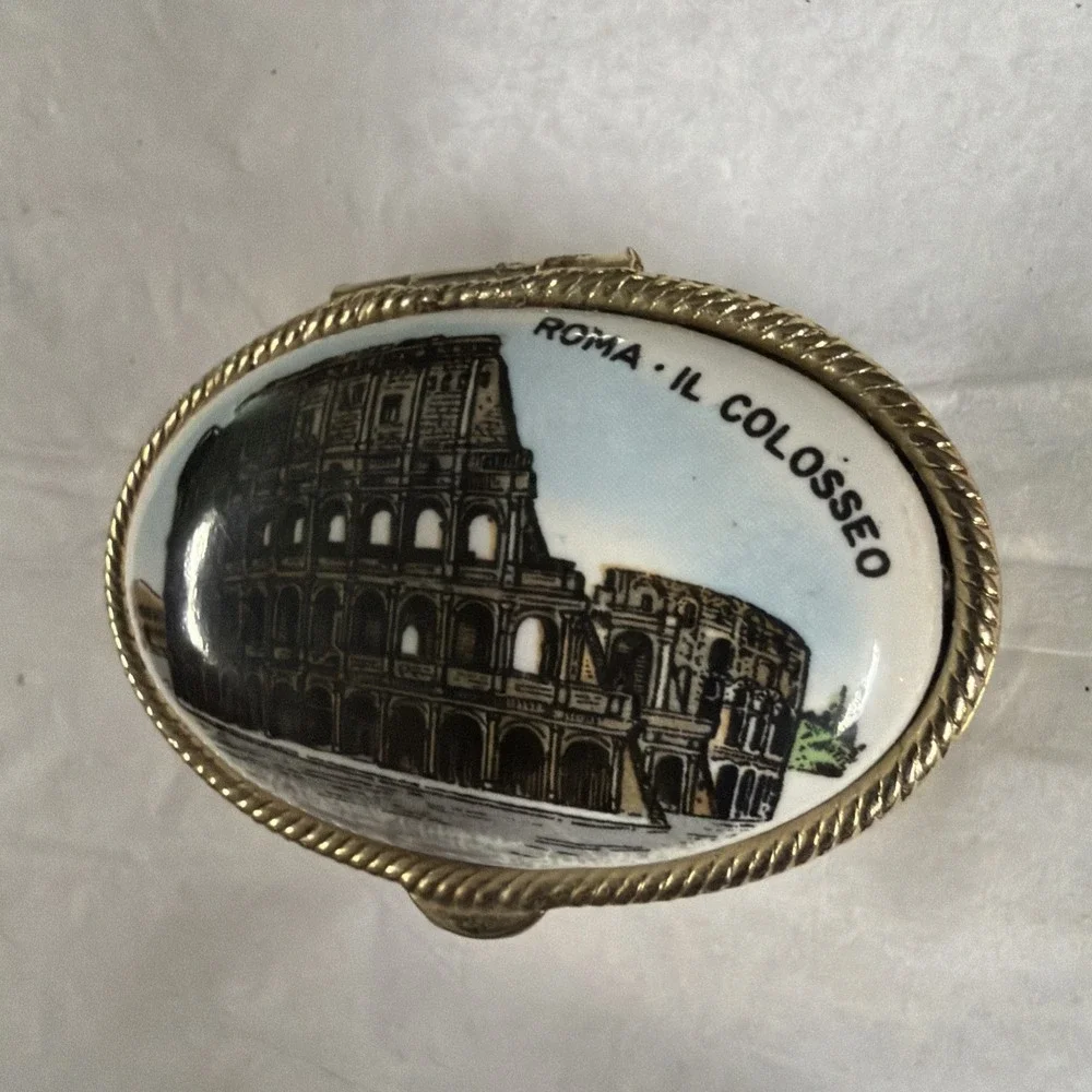 Trinket Box ROMA IL COLOSSEO Rome Italy Colosseum Pill Box Snuff Stuff 1.75